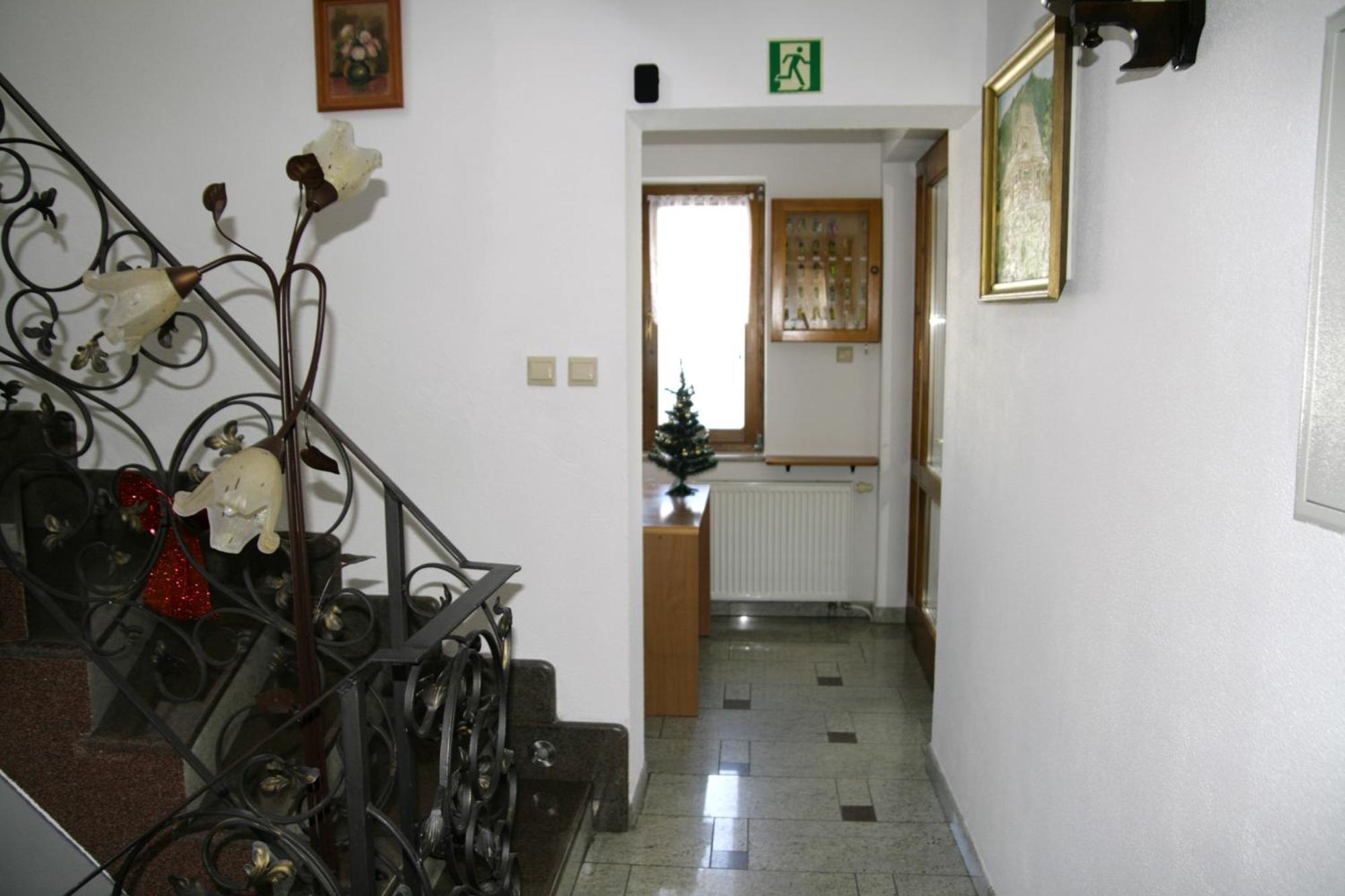 Chata Maniowy Wyspa Ciszy - Agroturystyka, Nieopodal Czorsztyna, Maniowy I Kluszkowce Nad Zalewem Czorsztynskim Exterior foto
